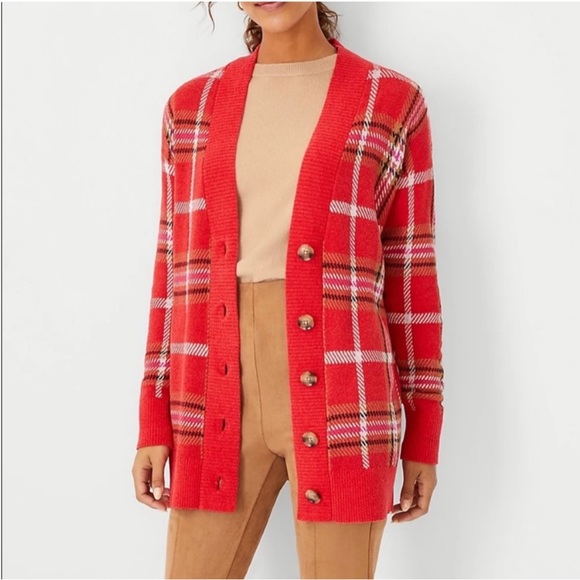NEW Ann Taylor Plaid Jacquard Boyfriend Cardigan - Picture 2 of 5